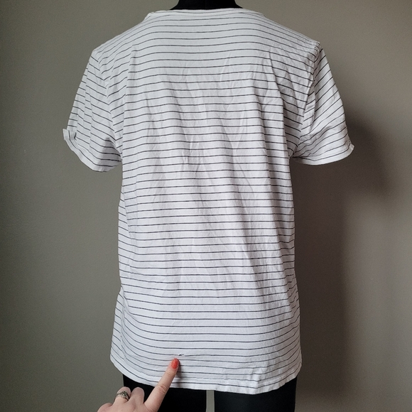 Stripe teeshirt with pixel heart embroidery - Picture 4 of 9
